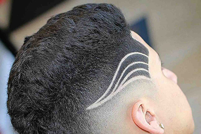 Mery-Solera-corte-caballero-con-dibujo